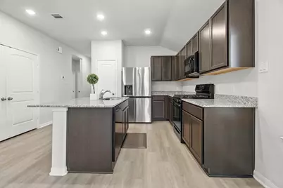 5345 Basquiat Drive, Houston, TX 77048 - Photo 5