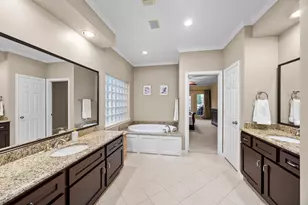 13818 Senca Park Dr, Houston, TX 77077 - Photo 23