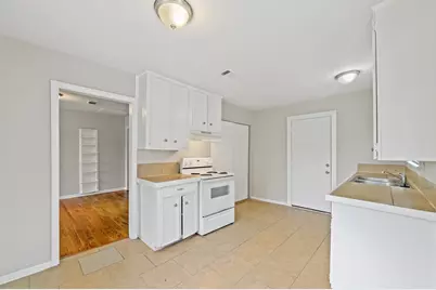 1718 Miami Road, Pasadena, TX 77502 - Photo 3