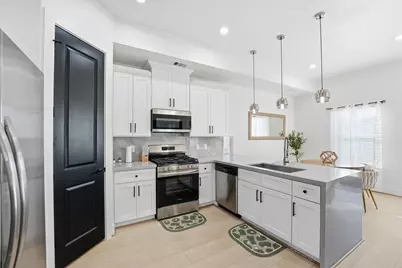 7908 Brandon Street #B, Houston, TX 77051 - Photo 9