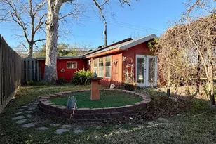 215 Grand Ave, Bacliff, TX 77518 - Photo 7