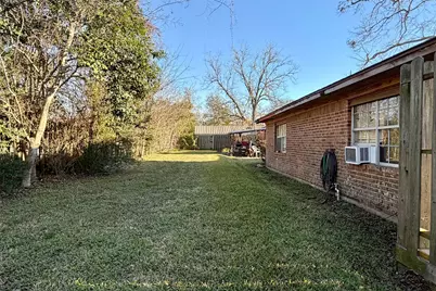 215 Grand Avenue, Bacliff, TX 77518 - Photo 5