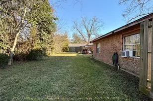 215 Grand Ave, Bacliff, TX 77518 - Photo 5