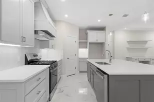 2950 Gulf St, Beaumont, TX 77703 - Photo 17