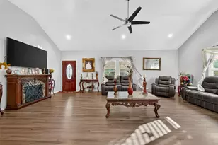 1619 Dolores St, Rosharon, TX 77583 - Photo 7