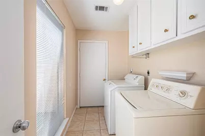 16419 Laurelfield Drive, Houston, TX 77059 - Photo 31