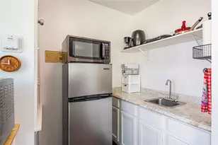 16419 Laurelfield Dr, Houston, TX 77059 - Photo 37