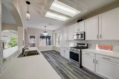 4615 Russett Lane, Sugar Land, TX 77479 - Photo 11