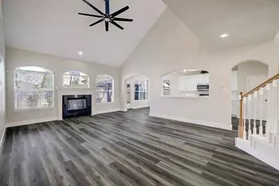 4615 Russett Lane, Sugar Land, TX 77479 - Photo 9