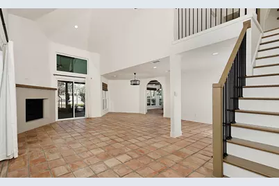 15 Crinkleroot Court, The Woodlands, TX 77380 - Photo 9