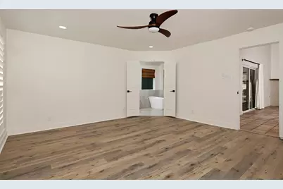 15 Crinkleroot Court, The Woodlands, TX 77380 - Photo 19