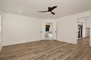 15 Crinkleroot Ct, The Woodlands, TX 77380 - Photo 19