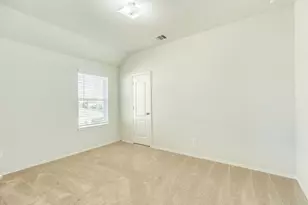 352 Selah Ct, Alvin, TX 77511 - Photo 25