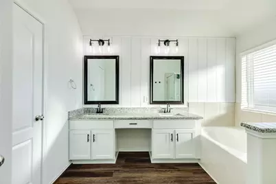 352 Selah Ct, Alvin, TX 77511 - Photo 21