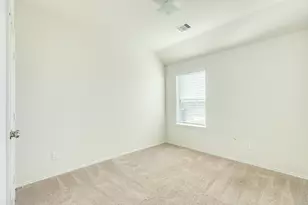 352 Selah Ct, Alvin, TX 77511 - Photo 23