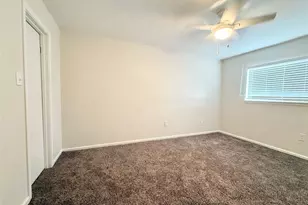 130 Oyster Creek Dr, Lake Jackson, TX 77566 - Photo 13