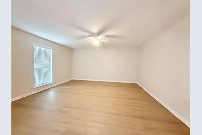 130 Oyster Creek Drive #24, Lake Jackson, TX 77566 - Photo 3