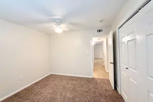 130 Oyster Creek Dr, Lake Jackson, TX 77566 - Photo 17