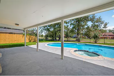 559 Hampton Road, Conroe, TX 77302 - Photo 37