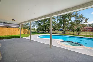 559 Hampton Rd, Conroe, TX 77302 - Photo 37