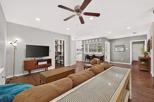 5454 Creekbend Dr, Houston, TX 77096 - Photo 9
