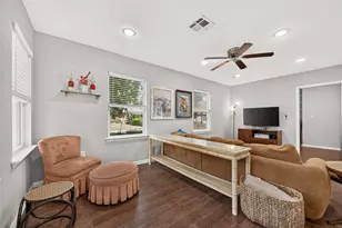 5454 Creekbend Dr, Houston, TX 77096 - Photo 5