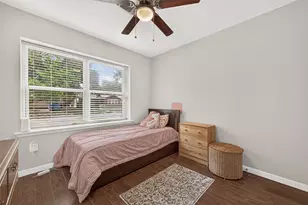 5454 Creekbend Dr, Houston, TX 77096 - Photo 37
