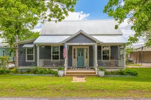210 N Church St, Fayetteville, TX 78940 - Photo 1