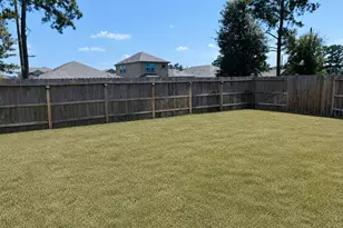 12921 S Winding Pines Dr, Tomball, TX 77375 - Photo 9