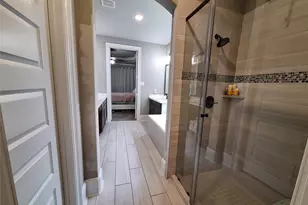 12401 Berberry Dr, Texas City, TX 77568 - Photo 15