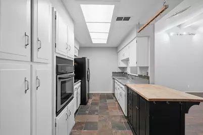 6006 Vicki John Drive, Houston, TX 77096 - Photo 13