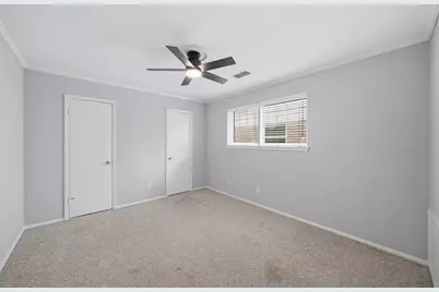 6006 Vicki John Drive, Houston, TX 77096 - Photo 31