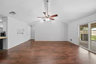 6006 Vicki John Dr, Houston, TX 77096 - Photo 17