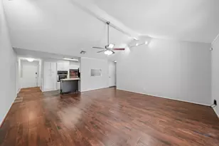 6006 Vicki John Dr, Houston, TX 77096 - Photo 19