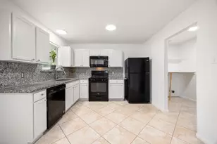 1930 Emerald Pathway Dr, Spring, TX 77388 - Photo 11