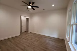 303 Pelican St, Magnolia, TX 77355 - Photo 15
