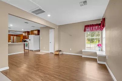 205 N 8th Street, Highlands, TX 77562 - Photo 29