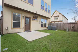 2841 Shadow Woods Ct, Houston, TX 77043 - Photo 49