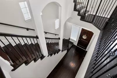 2841 Shadow Woods Court, Houston, TX 77043 - Photo 7