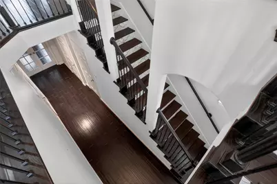 2841 Shadow Woods Court, Houston, TX 77043 - Photo 35