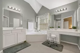 1406 Lofty Mills Dr, Houston, TX 77339 - Photo 17