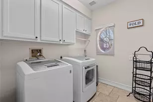 4026 Village Corner Dr, Houston, TX 77059 - Photo 9