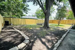 8510 Friendship Rd, Houston, TX 77080 - Photo 11