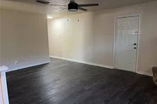 4112 19th St N, Texas City, TX 77590 - Photo 3