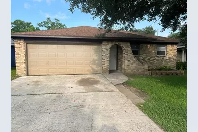4112 19th Street N, Texas City, TX 77590 - Photo 1