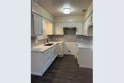 4112 19th Street N, Texas City, TX 77590 - Photo 3
