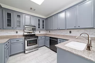 1408 S Friendswood Drive #804, Friendswood, TX 77546 - Photo 5