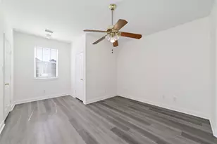 1408 S Friendswood Dr, Friendswood, TX 77546 - Photo 15