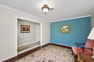 9515 Beverly Hill St, Houston, TX 77063 - Photo 7