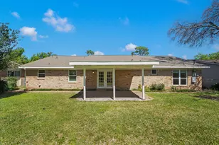 9515 Beverly Hill St, Houston, TX 77063 - Photo 29